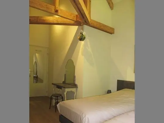 Tek Büyük veya İki Ayrı Yataklı Oda, Özel Banyo (Les Ecureuils)