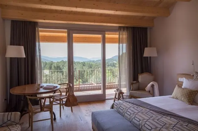 Superior Tek Büyük veya İki Ayrı Yataklı Oda