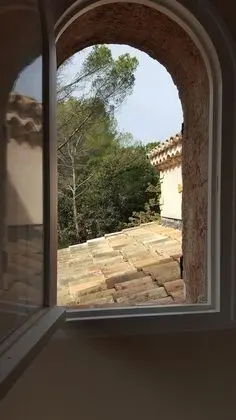 Tek Büyük Yataklı Oda (Dramont)