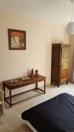 Tek Büyük Yataklı Oda (Dramont)