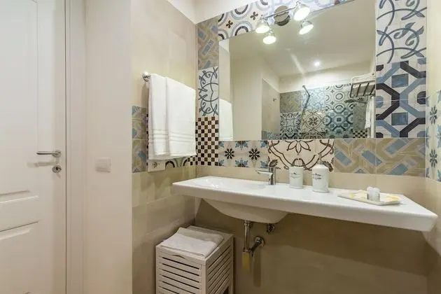 Luxury Üç Kişilik Oda (Suite La Gatta Cenerentola)