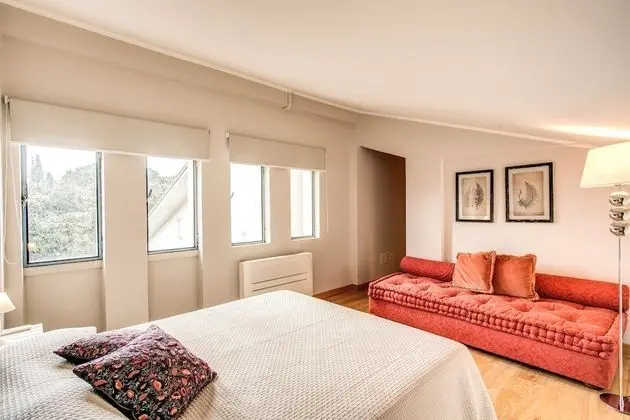 Deluxe Dört Kişilik Oda, Özel Banyo