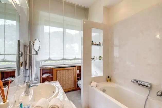 Junior Süit, Özel Banyo, Park Manzaralı