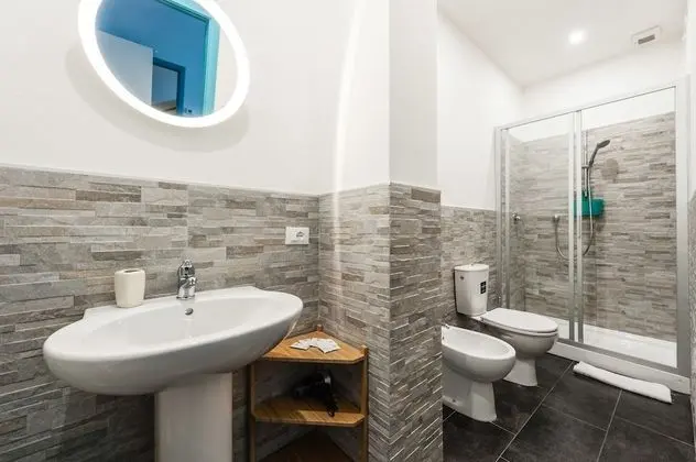 City Üç Kişilik Oda, Şehir Manzaralı