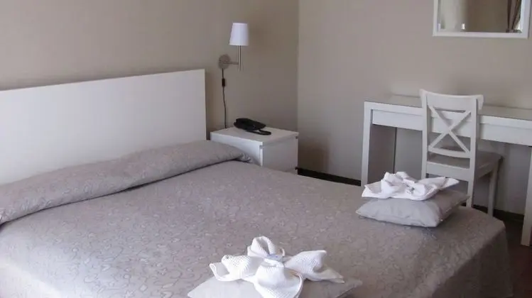 Superior Tek Büyük veya İki Ayrı Yataklı Oda