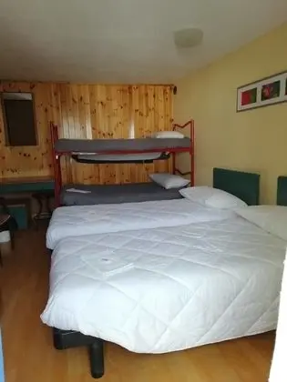 Dört Kişilik Oda, Sigara İçilmez