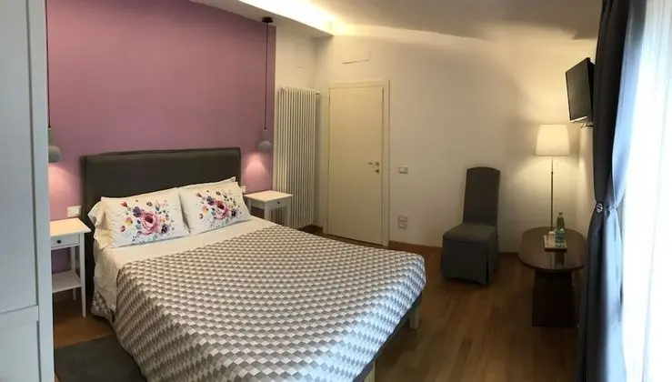 Tek Büyük Yataklı Oda, Balkon
