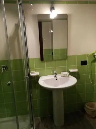 Basic Tek Büyük Yataklı Oda