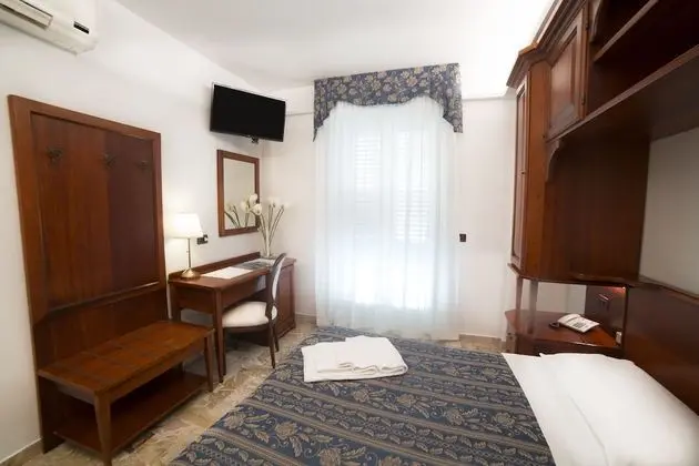 Comfort Tek Büyük Yataklı Oda, 1 Çift Kişilik veya 2 Tek Kişilik Yatak