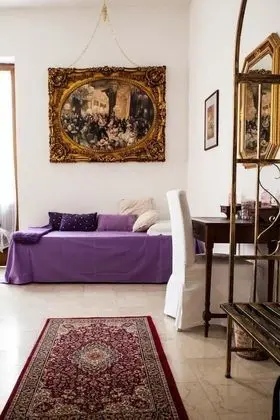 Dört Kişilik Oda, Ortak Banyo