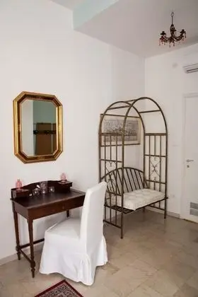 Dört Kişilik Oda, Ortak Banyo