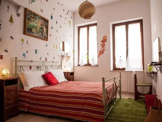 Tek Büyük Yataklı Oda, Ortak Banyo