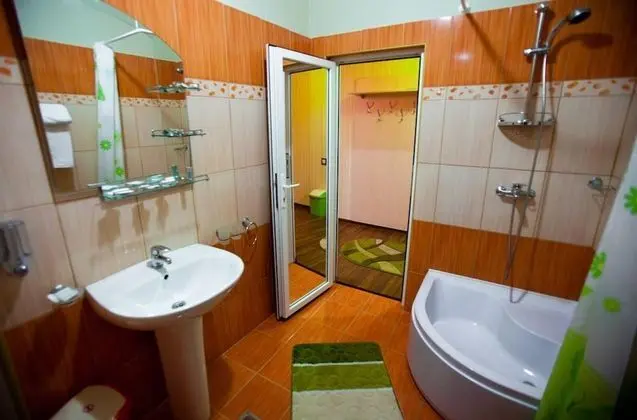Standard Süit, 1 Büyük (Queen) Boy Yatak ve Çekyat, Sigara İçilmez