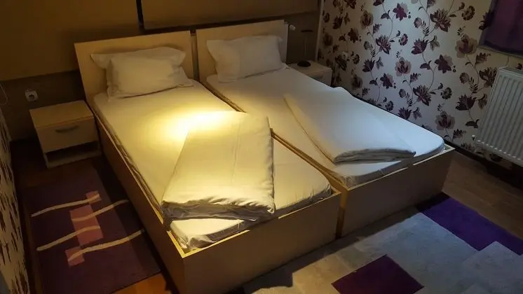 Standard Tek Büyük veya İki Ayrı Yataklı Oda, Sigara İçilmez