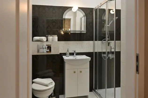 Apart Daire, 2 Yatak Odası, 2 Banyolu