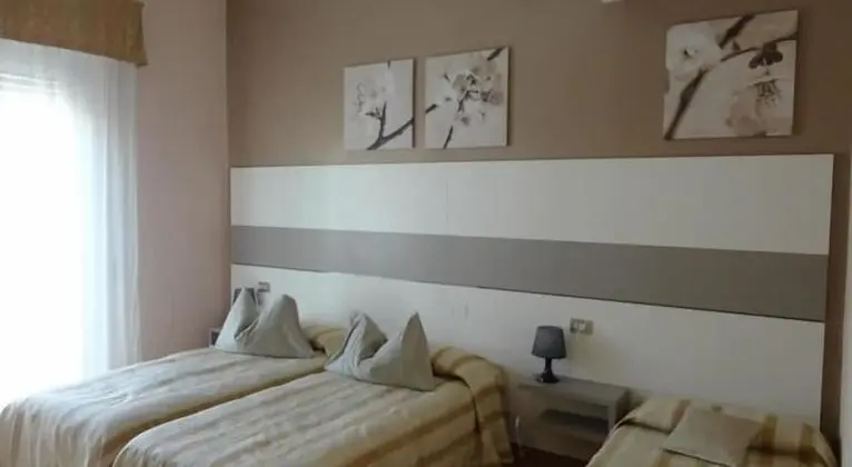 Dört Kişilik Oda