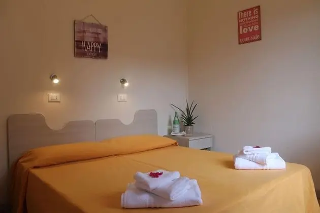 Comfort Tek Büyük veya İki Ayrı Yataklı Oda