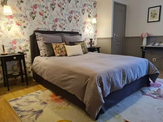 Romantic Süit, Özel Banyo, Şehir Manzaralı (La Suite Romantique)