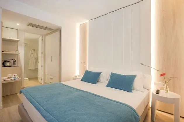 Superior Oda, Balkon, Deniz Manzaralı
