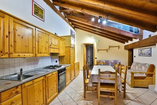 Standard Apart Daire, 4 Yatak Odası, Sigara İçilmez, Dağ Manzaralı