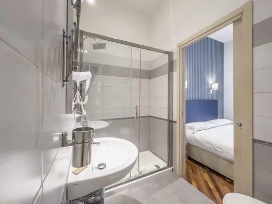 Classic Tek Büyük Yataklı Oda