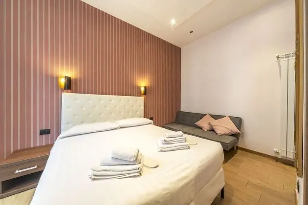 Standard Üç Kişilik Oda, Banyolu/Duşlu