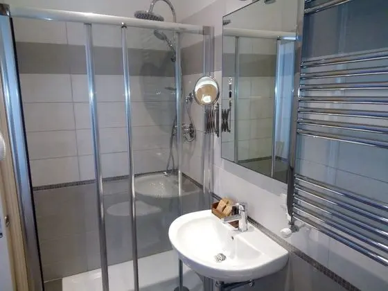 Superior Tek Büyük Yataklı Oda