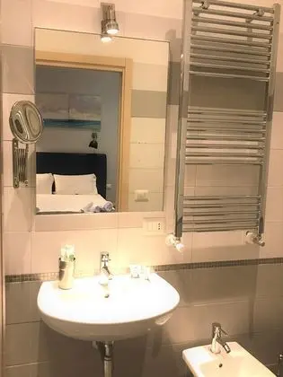 Superior Tek Büyük Yataklı Oda