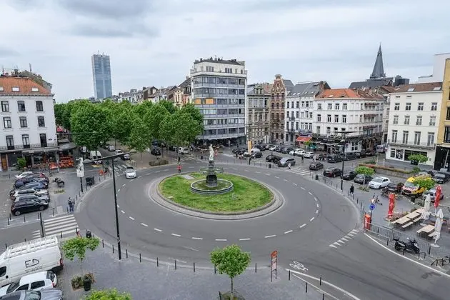 Tek Büyük Yataklı Oda, Şehir Manzaralı