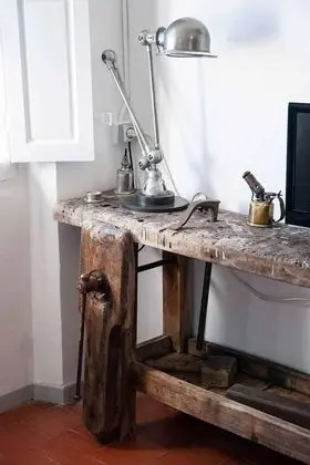 Tek Büyük Yataklı Oda (Les Temps Modernes)