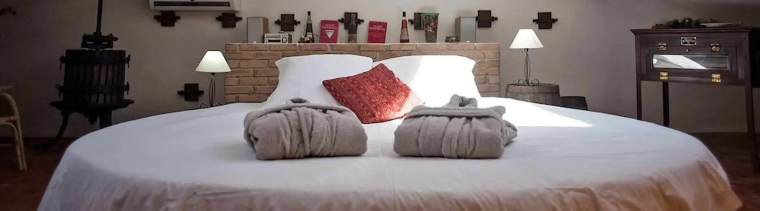 Tek Büyük Yataklı Oda (Rond'O)