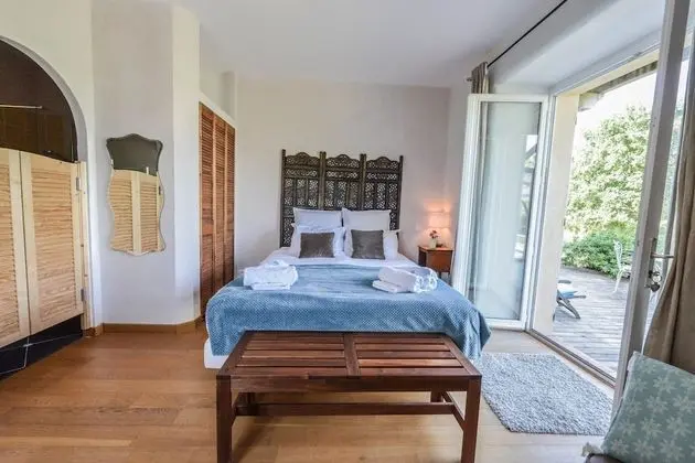 Tek Büyük Yataklı Oda (La Petite Oasis)