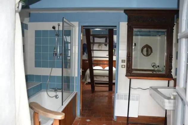 Tek Büyük Yataklı Oda (Bleue)