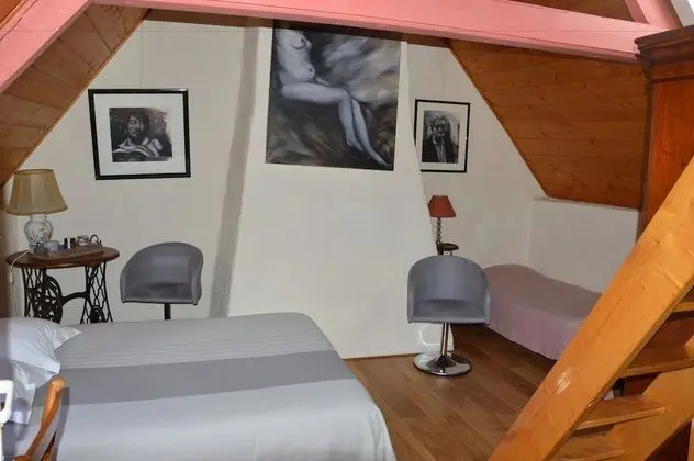 Tek Büyük Yataklı Oda (Rose)