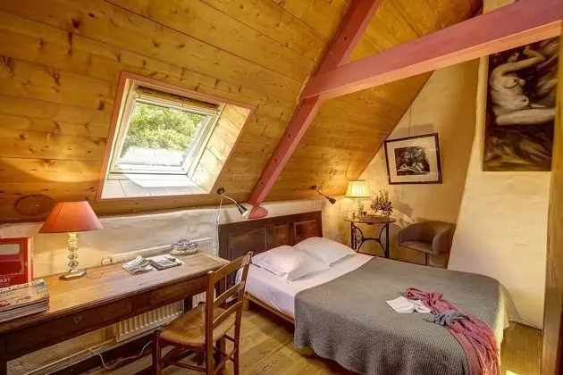 Tek Büyük Yataklı Oda (Rose)