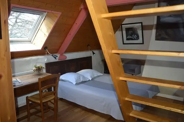 Tek Büyük Yataklı Oda (Rose)