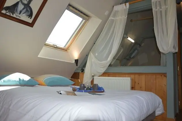 Tek Büyük Yataklı Oda (Verte)