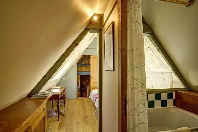 Tek Büyük Yataklı Oda (Verte)