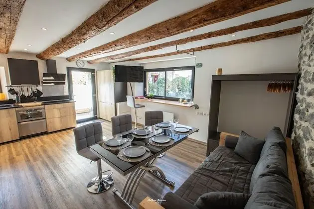 Standard Apart Daire, Banyolu/Duşlu, Dağ Manzaralı (La grange 2)