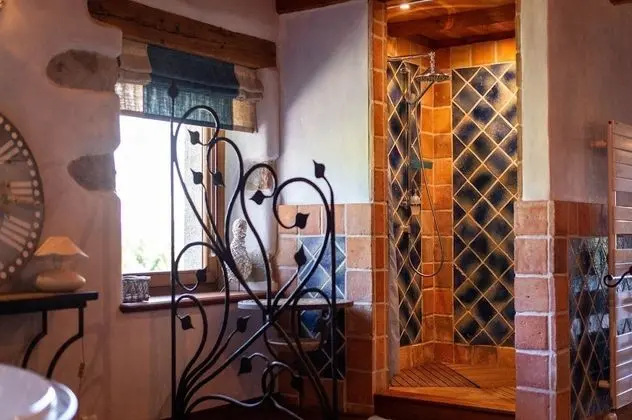 Exclusive Tek Büyük Yataklı Oda, Banyolu/Duşlu, Dağ Manzaralı (Suite de charme)