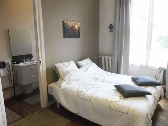 Tek Büyük Yataklı Oda (Coquelicot)