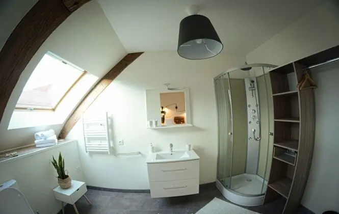 Comfort Tek Büyük Yataklı Oda