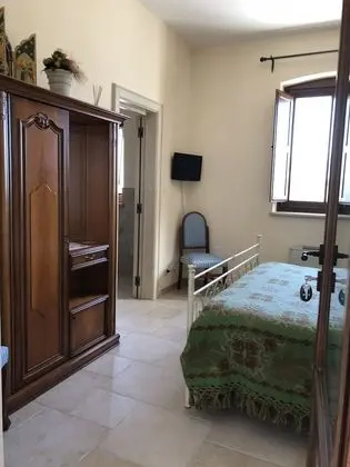 Tek Büyük Yataklı Oda, Bahçe Manzaralı