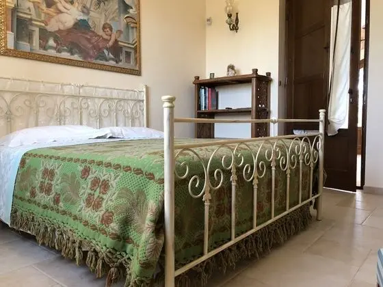 Tek Büyük Yataklı Oda, Bahçe Manzaralı