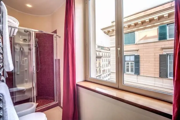 Standard Tek Büyük veya İki Ayrı Yataklı Oda