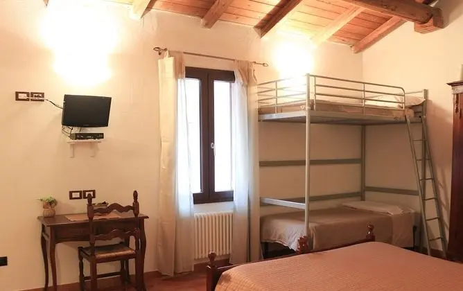 Dört Kişilik Oda
