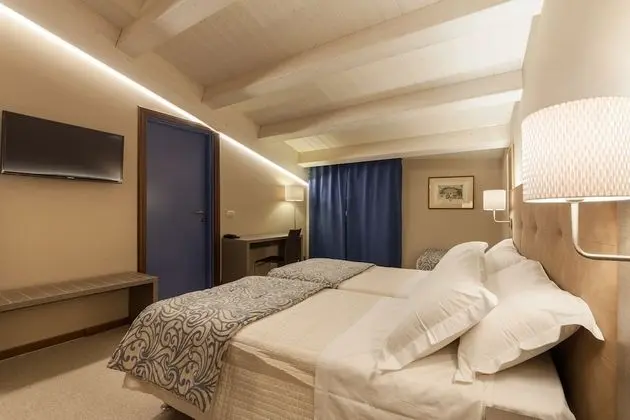 Superior Tek Büyük veya İki Ayrı Yataklı Oda, Balkon
