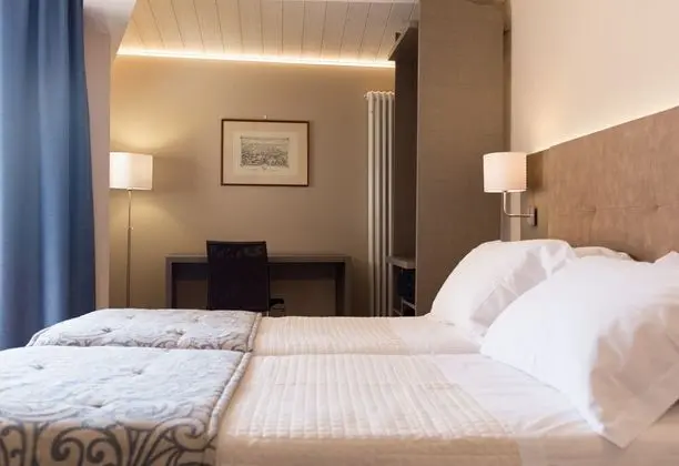 Superior Tek Büyük veya İki Ayrı Yataklı Oda, Balkon