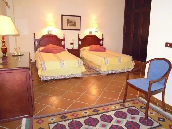 Tek Büyük veya İki Ayrı Yataklı Oda