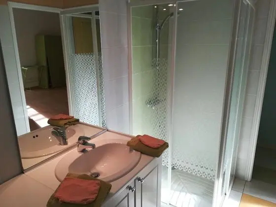 Dört Kişilik Oda (Jonquille)